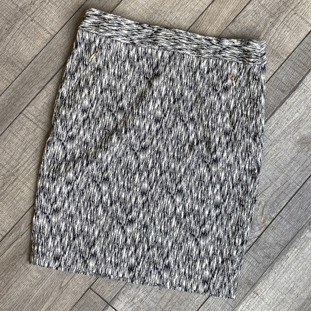 The Limited Pencil Skirt 0